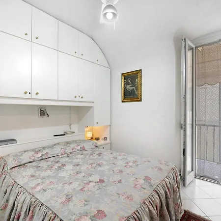 Via Corradi Sanremo